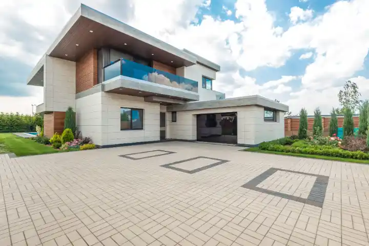 Modern house exterior viewed from outside | Charleston Concrete